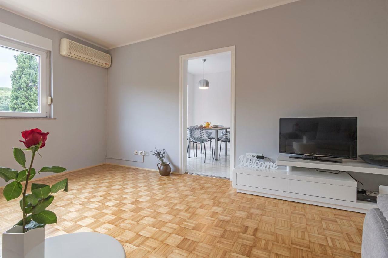 Colosseum Apartment PUY Eksteriør bilde